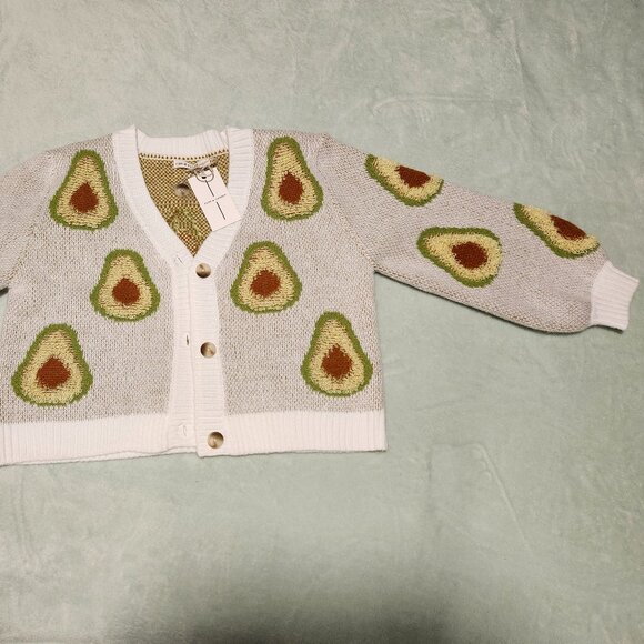 Moon & Madison Avocado Sweater NWT - Picture 9 of 9